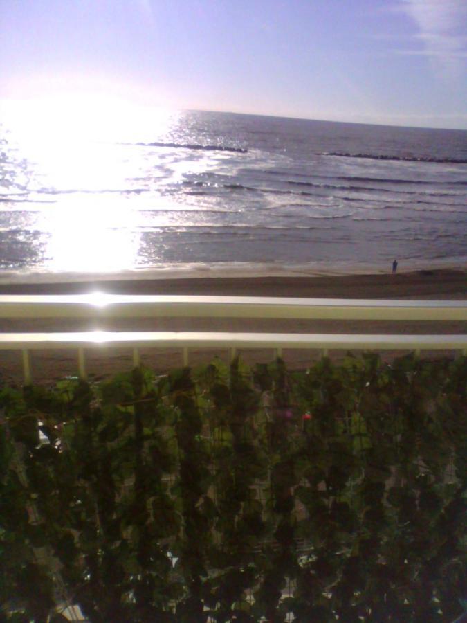 Giovanni In Romantic Adria On The Beach Apartment Лидо ди Помпоза Екстериор снимка